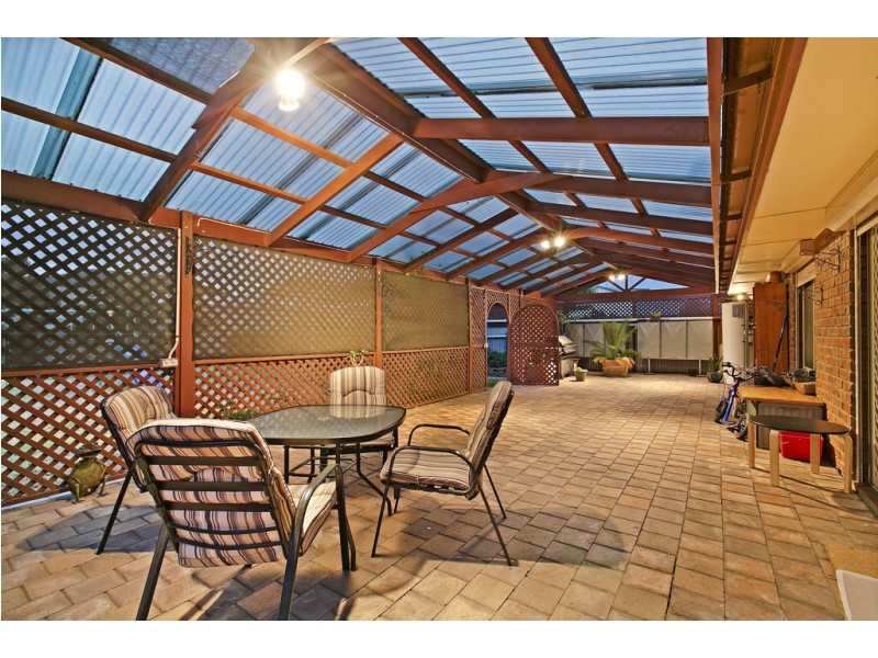 21 Helen Avenue, Aldinga Beach SA 5173