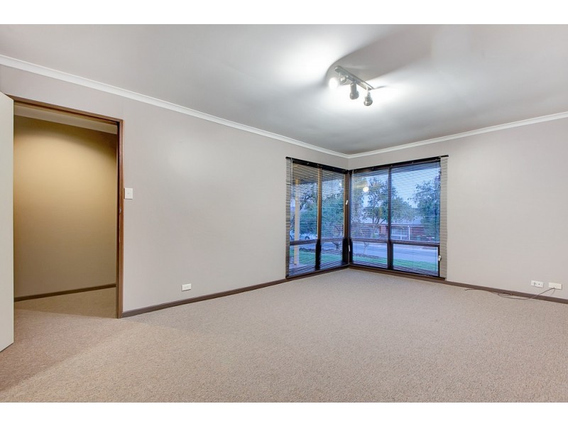 6 Kelly Avenue, O’halloran Hill SA 5158