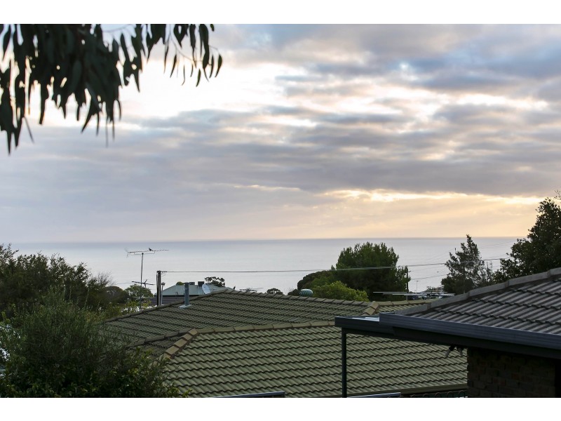 137 Perry Barr Road, Hallett Cove SA 5158