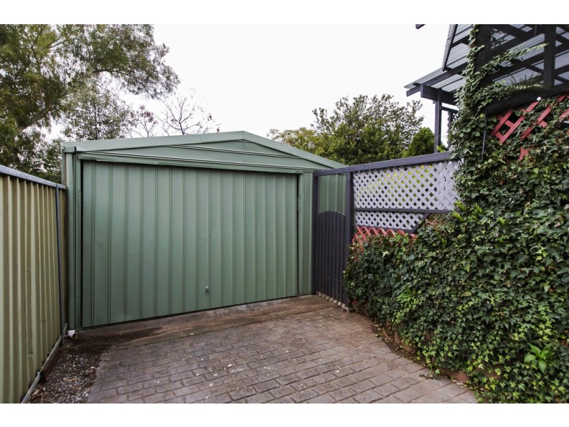 137 Perry Barr Road, Hallett Cove SA 5158