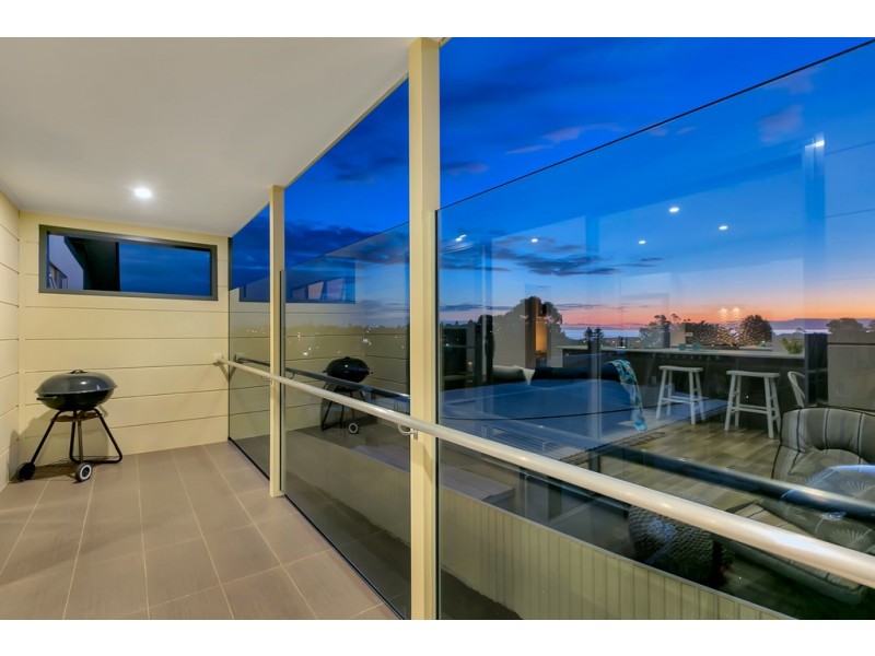 1 / 20 Maturin Avenue, Christies Beach SA 5165