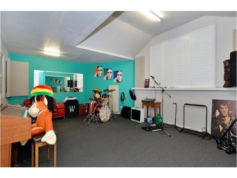 8 Witton Road, Port Noarlunga SA 5167