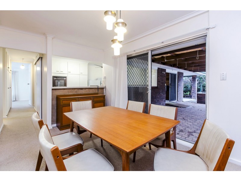 32 Roundaway Crescent, O’halloran Hill SA 5158