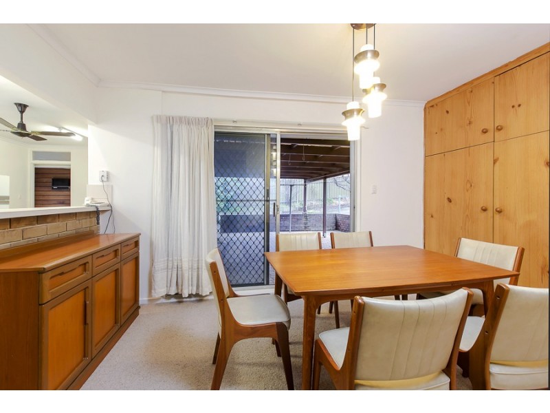 32 Roundaway Crescent, O’halloran Hill SA 5158