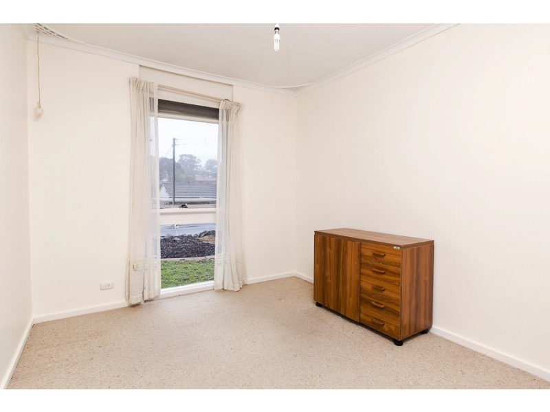 32 Roundaway Crescent, O’halloran Hill SA 5158