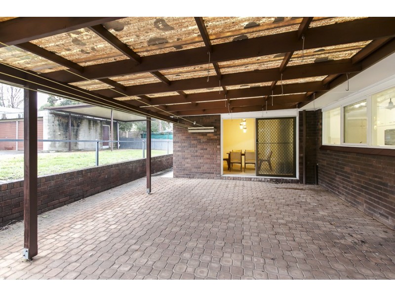 32 Roundaway Crescent, O’halloran Hill SA 5158