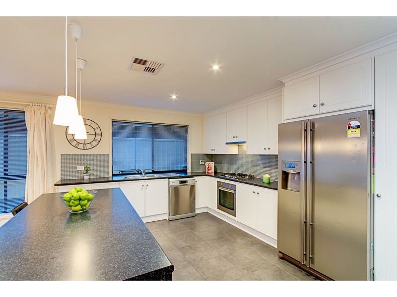 8 Channel Place, Seaford Meadows SA 5169