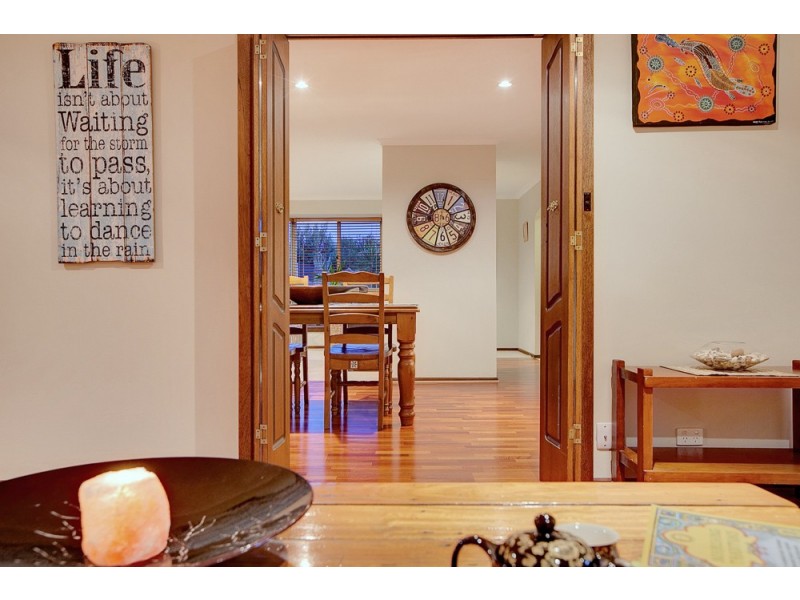 33 Wootoona Avenue, Christies Beach SA 5165