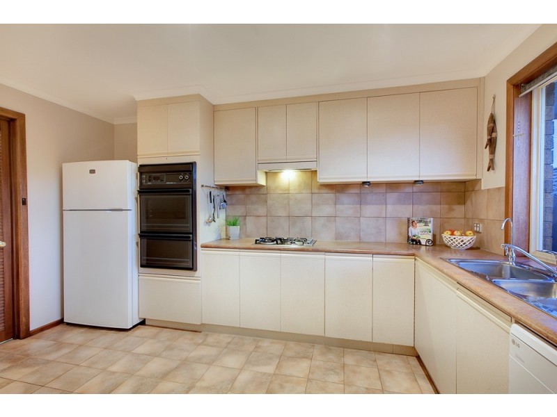 33 Wootoona Avenue, Christies Beach SA 5165