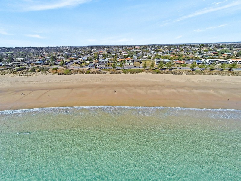 33 Wootoona Avenue, Christies Beach SA 5165