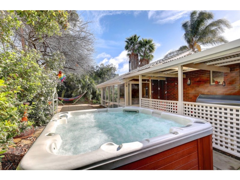 14 Regency Road, Happy Valley SA 5159