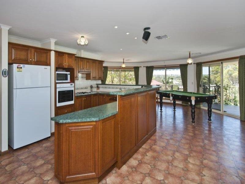 8 Wearing Street,, Port Noarlunga SA 5167