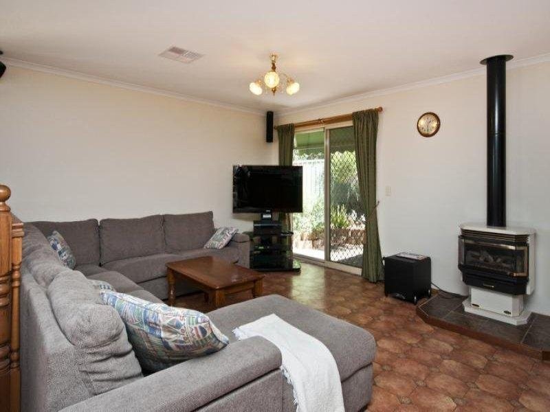 8 Wearing Street,, Port Noarlunga SA 5167
