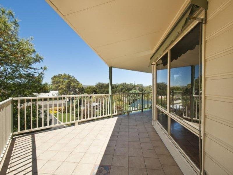 8 Wearing Street,, Port Noarlunga SA 5167