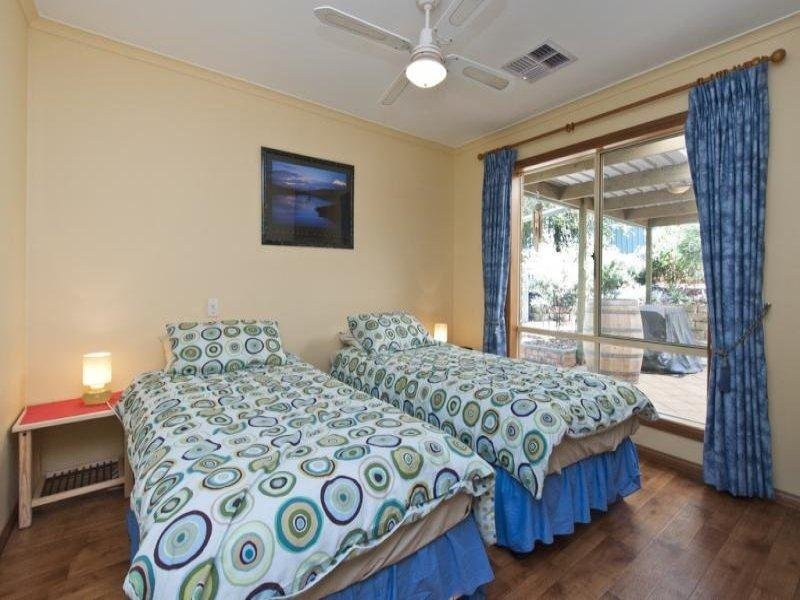 8 Wearing Street,, Port Noarlunga SA 5167