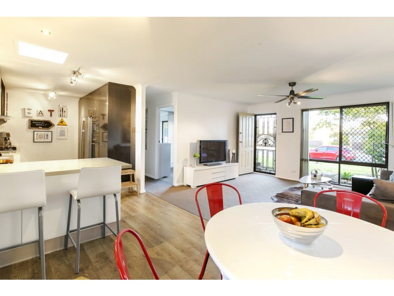 11 Helmsman Terrace, Seaford SA 5169