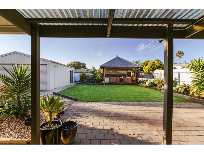 11 Helmsman Terrace, Seaford SA 5169