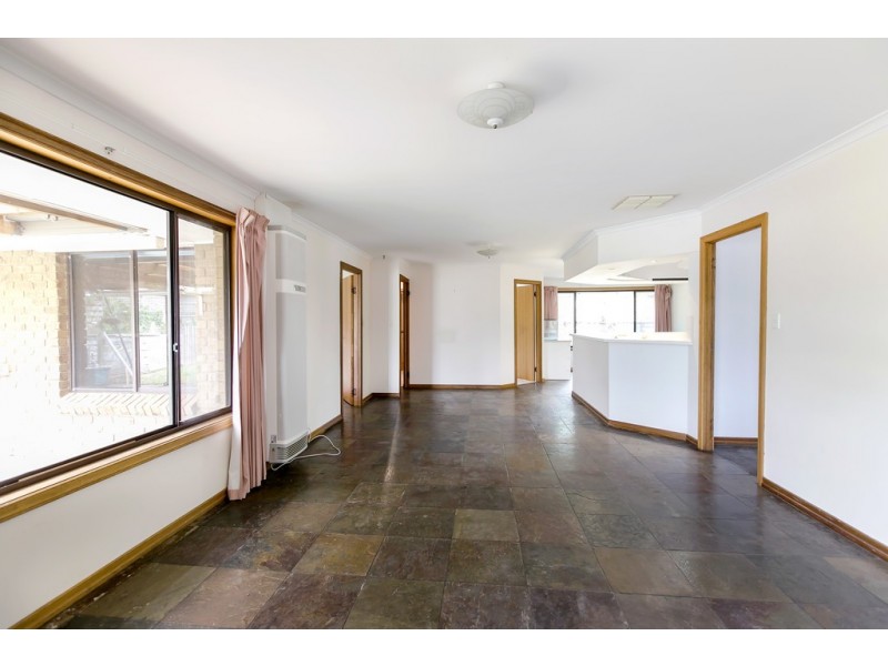 14 Sauerbiers Road, Seaford Meadows SA 5169