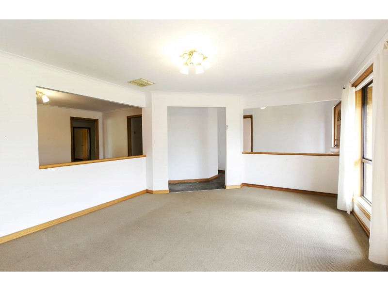 14 Sauerbiers Road, Seaford Meadows SA 5169