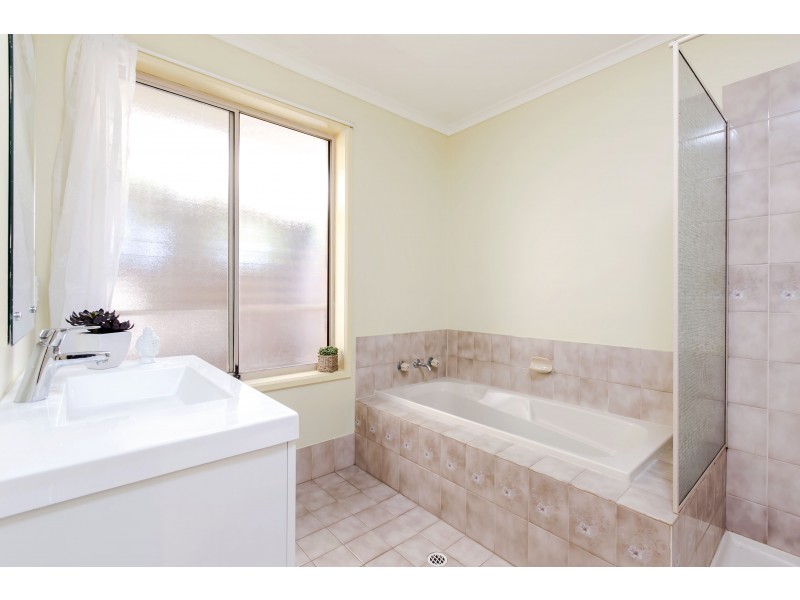 57 Clearwater Crescent, Seaford Rise SA 5169