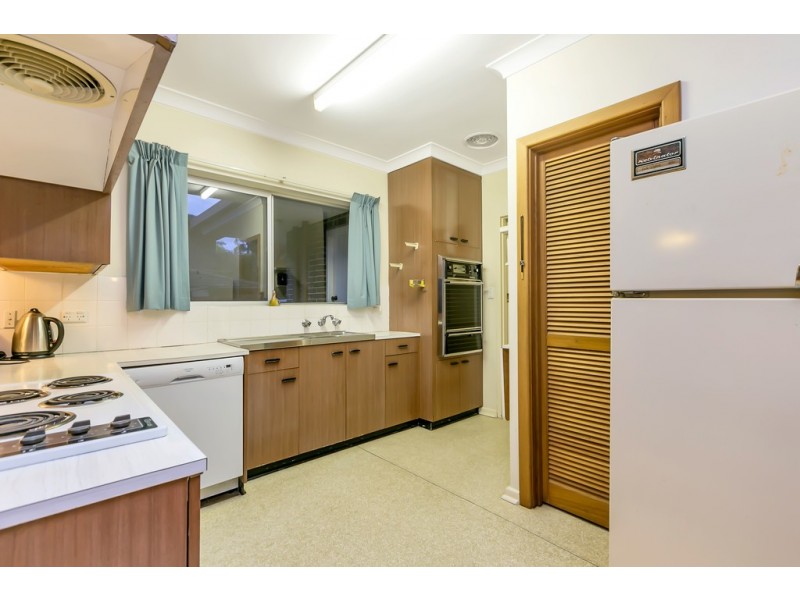 31 Ridgway Drive, Flagstaff Hill SA 5159