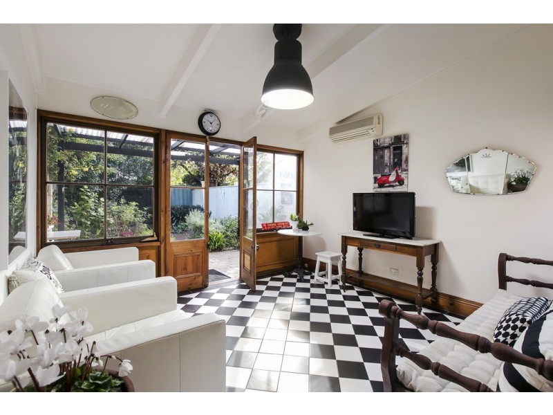 2/4 Lochness Avenue, Mitcham SA 5062