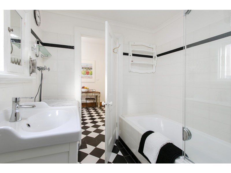 2/4 Lochness Avenue, Mitcham SA 5062