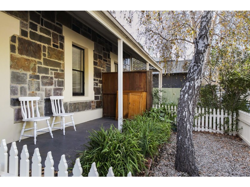 2/4 Lochness Avenue, Mitcham SA 5062