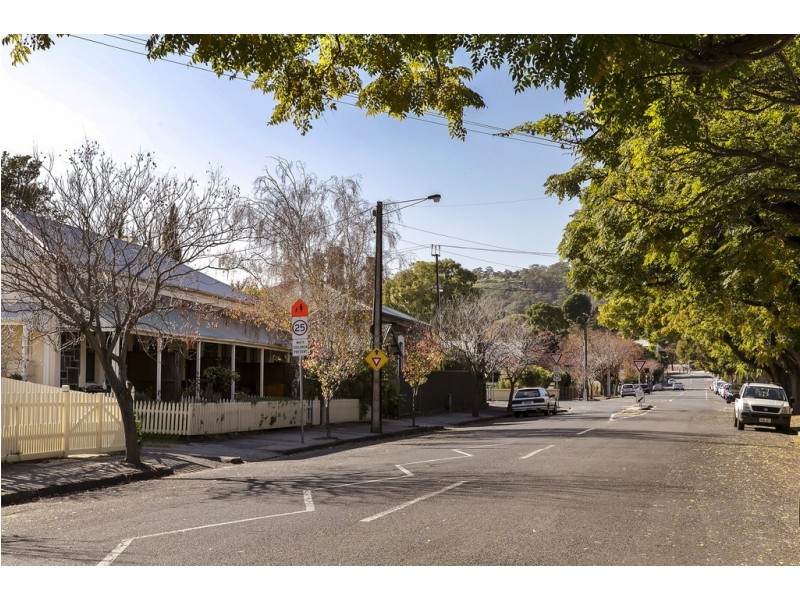 2/4 Lochness Avenue, Mitcham SA 5062