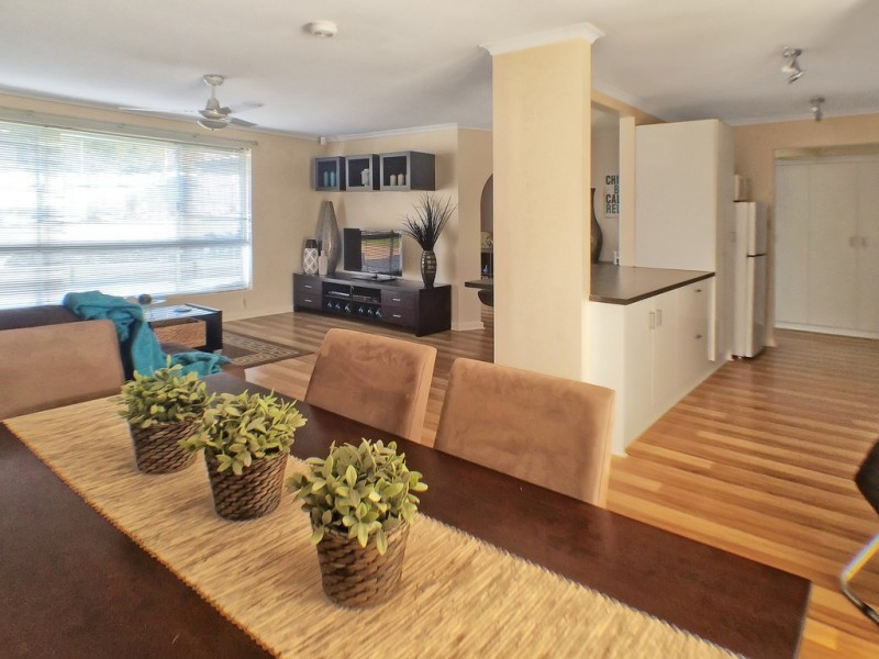 13 Essexvale Avenue, Huntfield Heights SA 5163