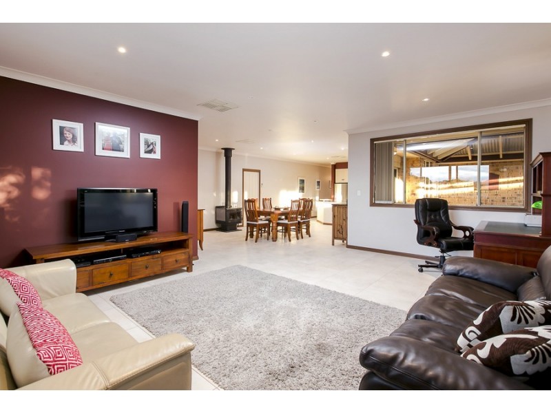 7 Dom Street, Mclaren Flat SA 5171