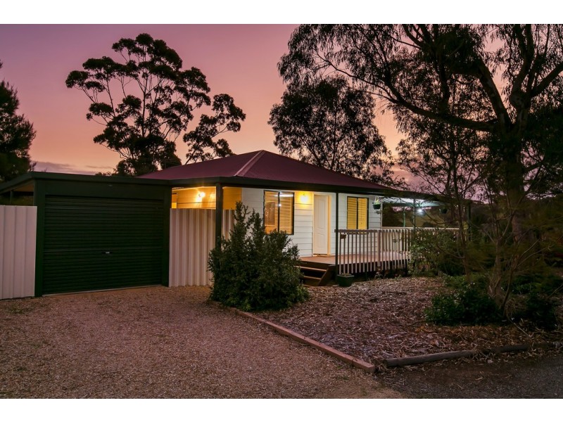 18 Owen Court, Christie Downs SA 5164