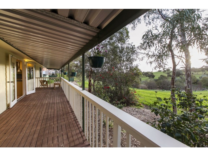 18 Owen Court, Christie Downs SA 5164