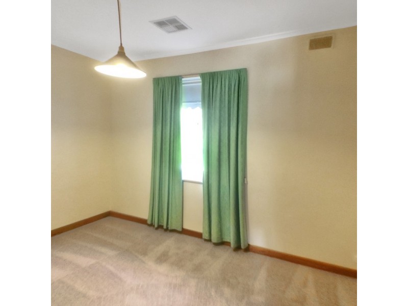 97 Daveys Road, Flagstaff Hill SA 5159