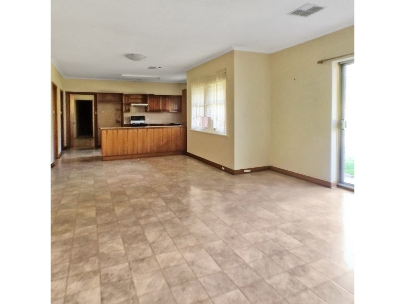 97 Daveys Road, Flagstaff Hill SA 5159
