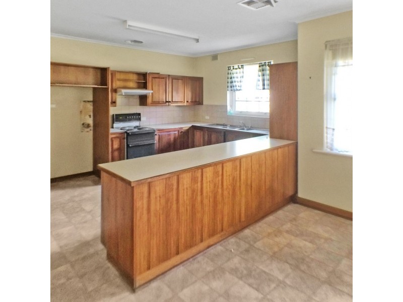 97 Daveys Road, Flagstaff Hill SA 5159