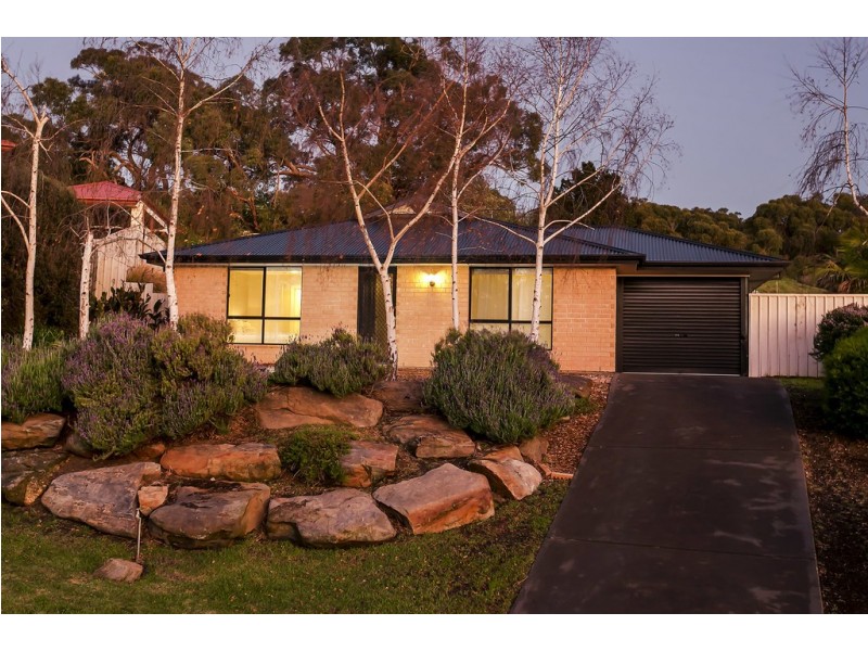 8 Light Place, Mount Compass SA 5210