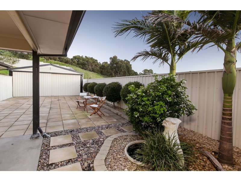 8 Light Place, Mount Compass SA 5210