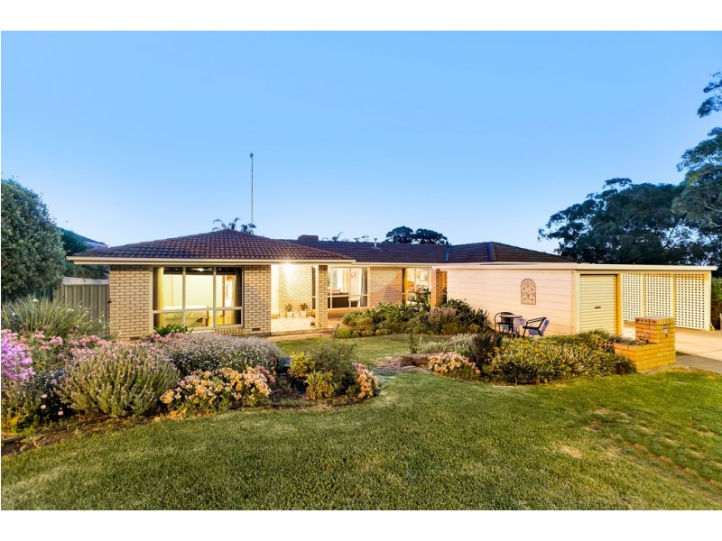70 Skyline Drive, Flagstaff Hill SA 5159