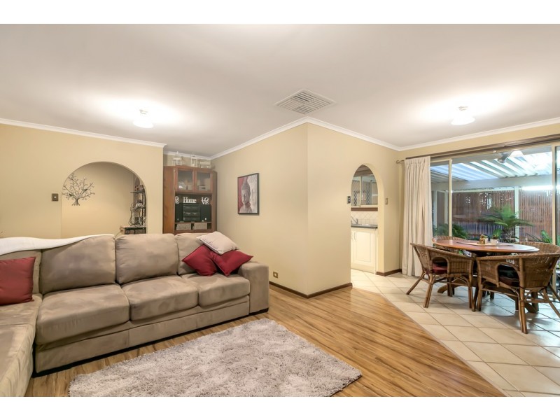 70 Skyline Drive, Flagstaff Hill SA 5159