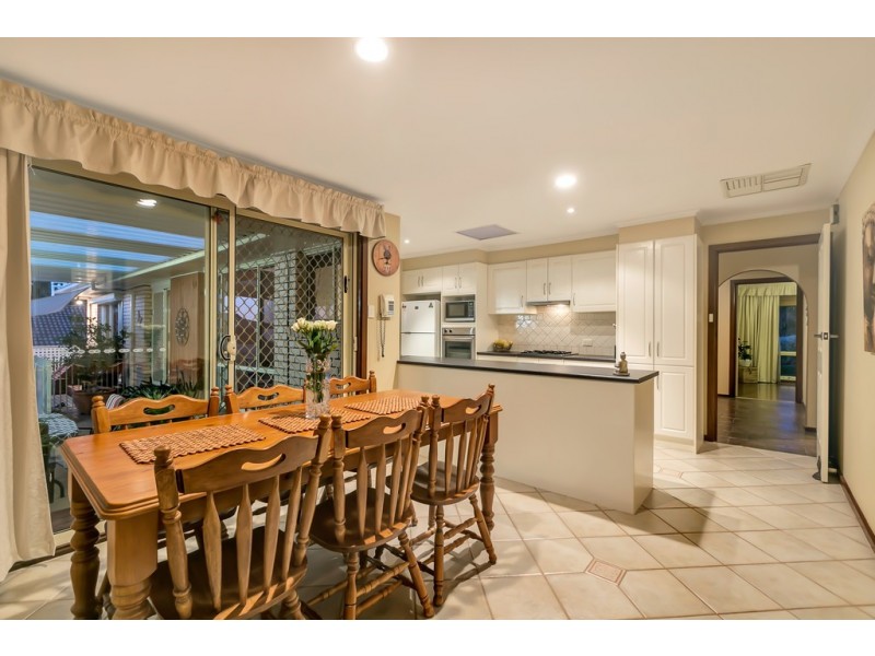 70 Skyline Drive, Flagstaff Hill SA 5159