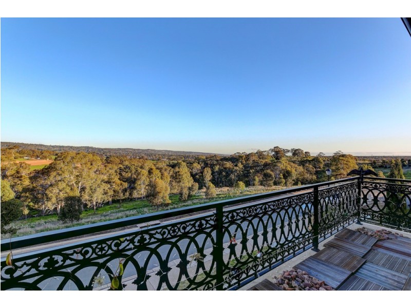4 Waterhouse Court, Craigburn Farm SA 5051