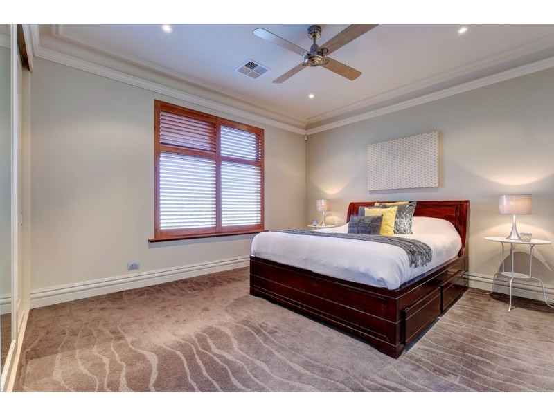 4 Waterhouse Court, Craigburn Farm SA 5051