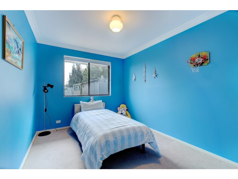 1 Columbia Court, Hallett Cove SA 5158