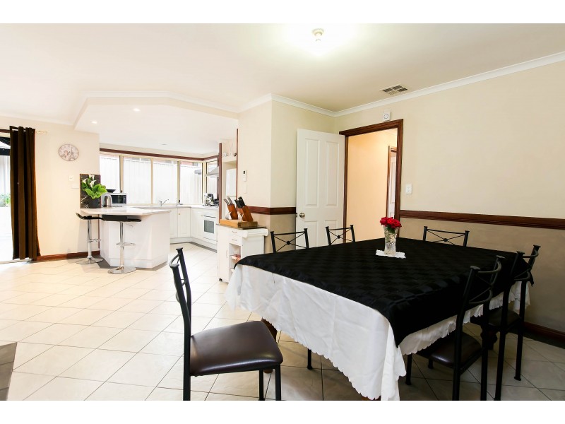 28 Worthing Drive, Sheidow Park SA 5158