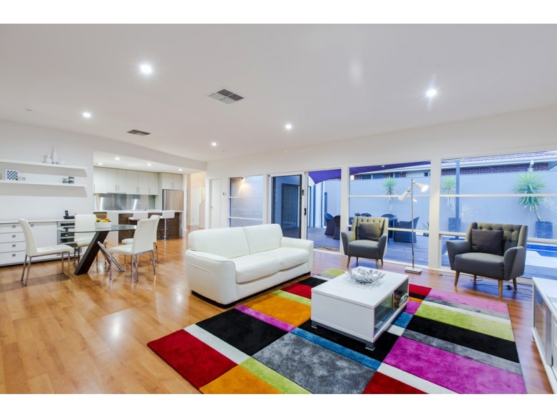 5 Brookside Crescent, Seaford Rise SA 5169