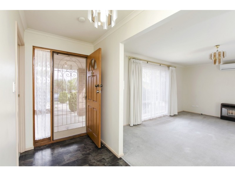 39 Farnsworth Drive, Morphett Vale SA 5162