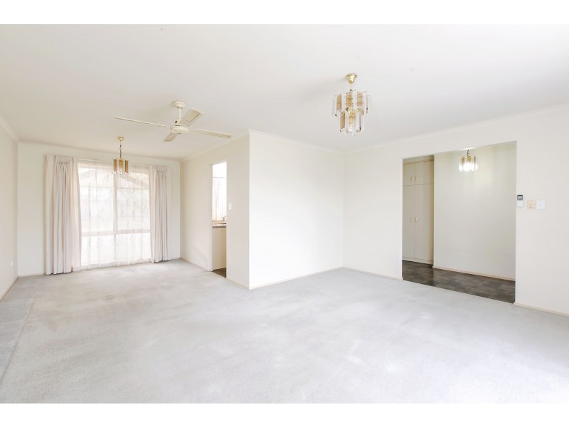 39 Farnsworth Drive, Morphett Vale SA 5162