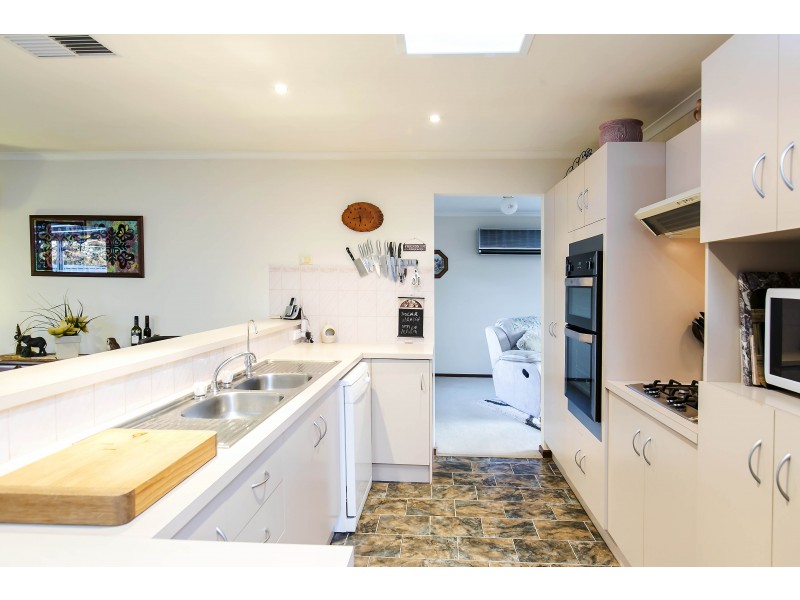 3 Watcombe Street, Moana SA 5169