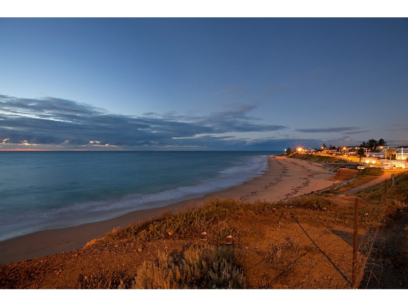 35 Maturin Avenue, Christies Beach SA 5165